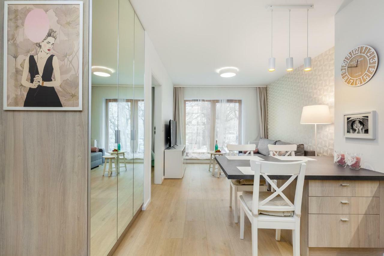 Apartamenty Black&White - Apartament Batory Five Gdynia Zewnętrze zdjęcie
