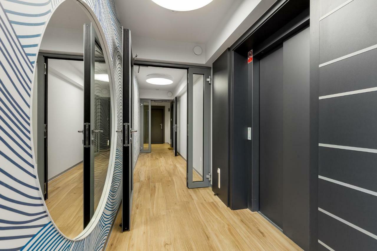 Apartamenty Black&White - Apartament Batory Five Gdynia Zewnętrze zdjęcie