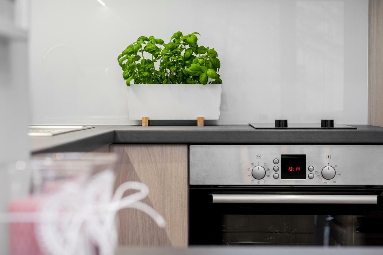 Apartamenty Black&White - Apartament Batory Five Gdynia Zewnętrze zdjęcie