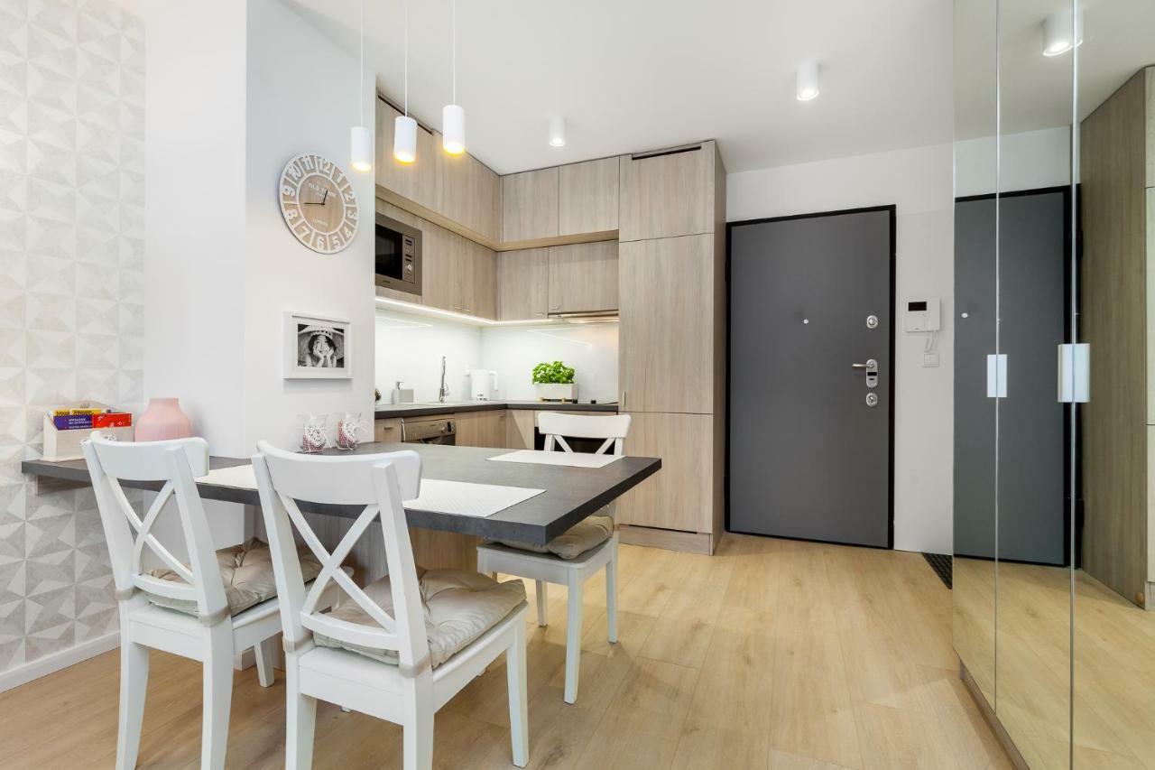 Apartamenty Black&White - Apartament Batory Five Gdynia Zewnętrze zdjęcie
