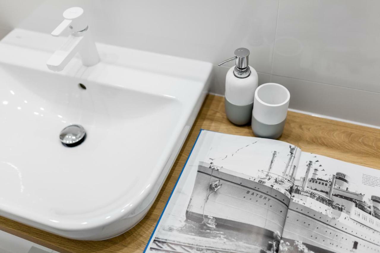 Apartamenty Black&White - Apartament Batory Five Gdynia Zewnętrze zdjęcie