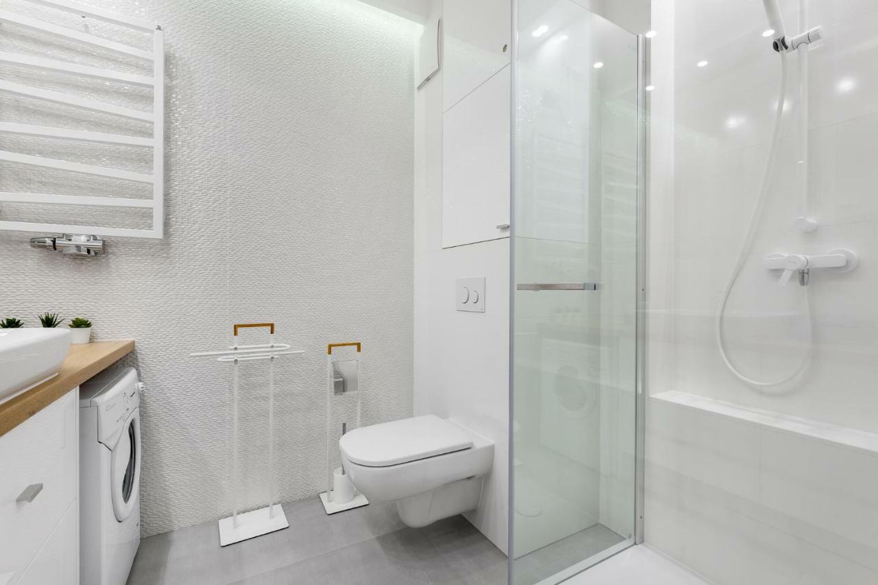Apartamenty Black&White - Apartament Batory Five Gdynia Zewnętrze zdjęcie